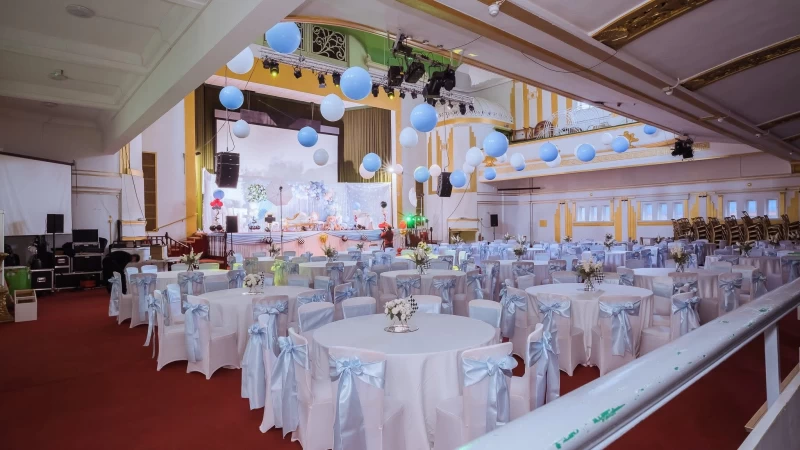 Empire banqueting hall photo 2