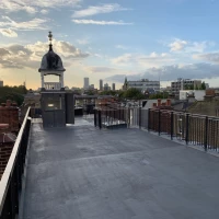 The Oxford House in Bethnal Green Photo