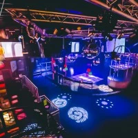 popworld  Photo