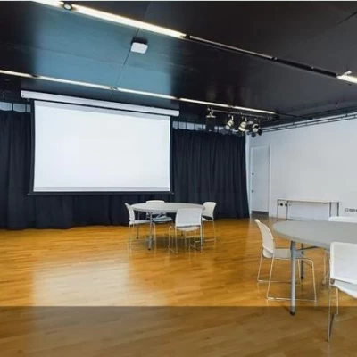 Performance room 