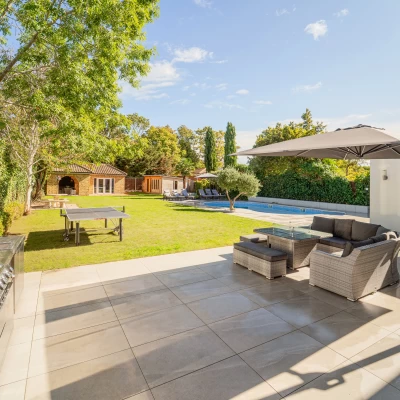 Emerson Park Villa Photo