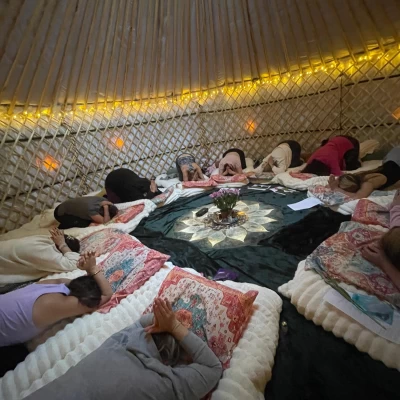 The Shiny Happy Yurt Photo